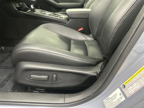 Certified 2024 Honda Civic Touring image 10