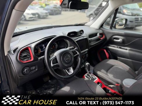 Used 2021 Jeep Renegade Trailhawk AWD/4WD image 15