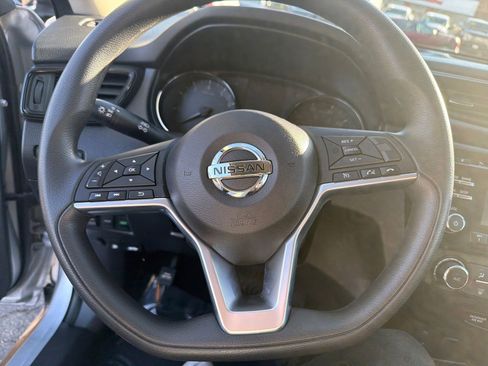 Used 2017 Nissan Rogue S w/ S Appearance Package image 16