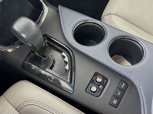 Used 2013 Toyota Avalon Limited image 20