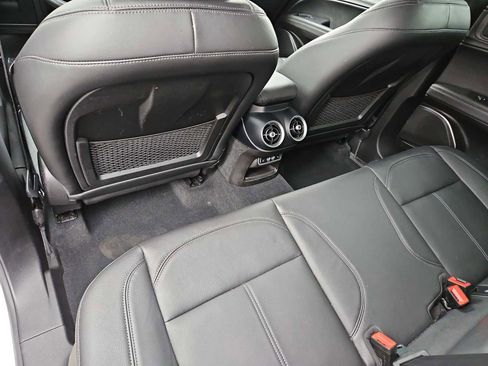 Used 2022 Alfa Romeo Stelvio Ti image 18
