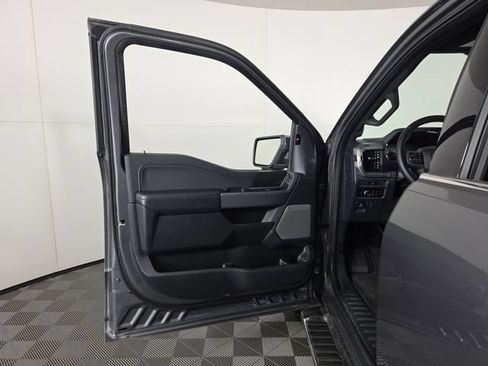 Certified 2025 Ford F150 Lariat w/ Tow/Haul Package AWD/4WD image 24