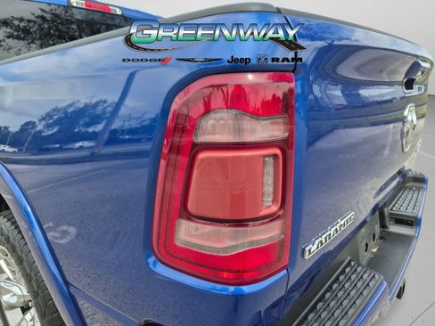 Used 2019 RAM 1500 Laramie w/ Sport Appearance Package AWD/4WD image 28