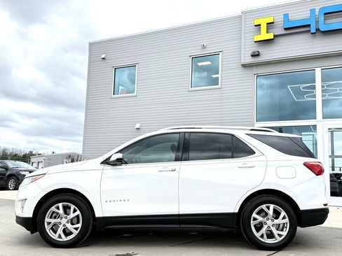Used 2018 Chevrolet Equinox LT w/ Sun & Infotainment Package AWD/4WD image 10