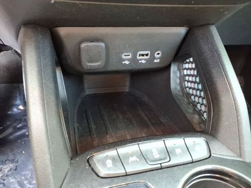 Used 2023 Chevrolet TrailBlazer RS w/ Convenience Package FWD image 12