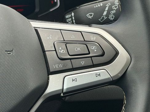 Certified 2022 Volkswagen Taos SEL AWD/4WD image 23
