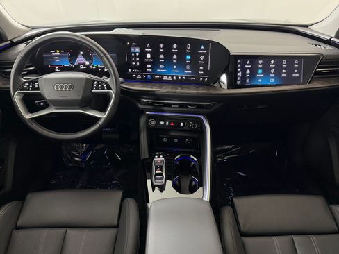 Certified 2025 Audi Q5 Prestige AWD/4WD image 14