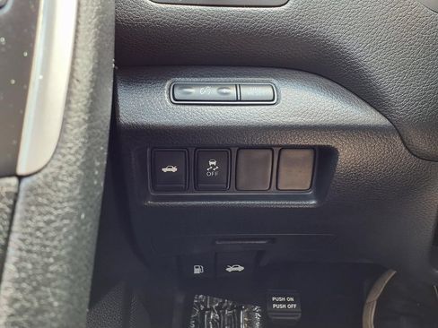 Used 2017 Nissan Altima 2.5 SV FWD image 17