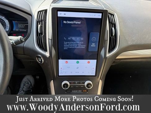 Used 2024 Ford Edge SEL w/ Convenience Package AWD/4WD image 9