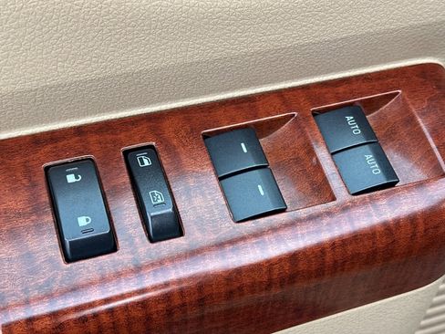 Used 2014 Ford F250 King Ranch image 13