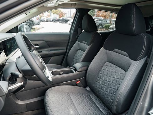 New 2026 Nissan Kicks SV w/ SV Premium Package image 19