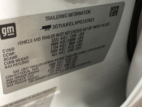 Used 2023 GMC Sierra 1500 AT4X image 29