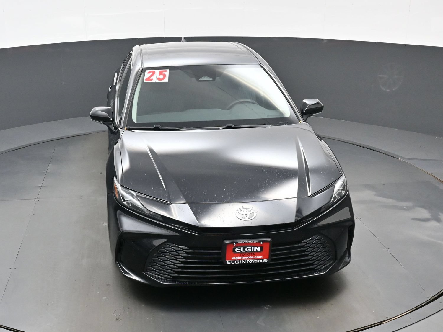 Used 2025 Toyota Camry LE FWD image 35