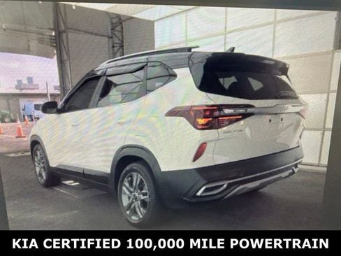 Certified 2022 Kia Seltos S FWD image 3