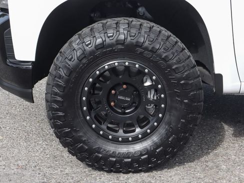 Used 2022 Chevrolet Silverado 1500 LT Trail Boss w/ Bed Protection Package AWD/4WD image 51