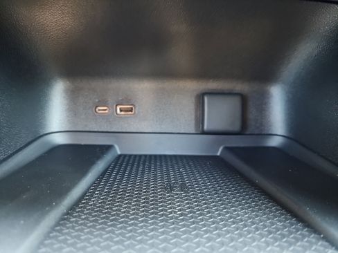 New 2026 Chevrolet Traverse LT w/ Sun and Wheel Package image 16