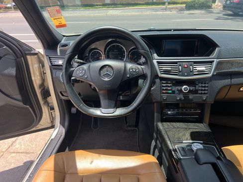 Used 2010 Mercedes-Benz E 350 Sedan image 15