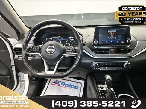 Used 2024 Nissan Altima 2.5 SR AWD/4WD image 12