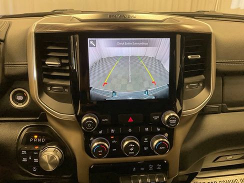 Used 2020 RAM 1500 Laramie AWD/4WD image 9