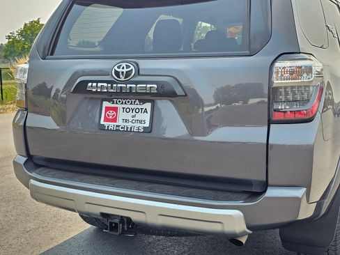Used 2023 Toyota 4Runner TRD Off-Road AWD/4WD image 13