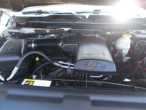 Used 2017 RAM 1500 Tradesman RWD image 8