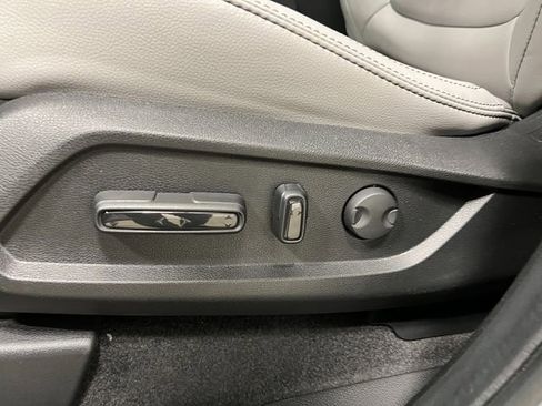 New 2025 Honda Pilot EX-L image 9