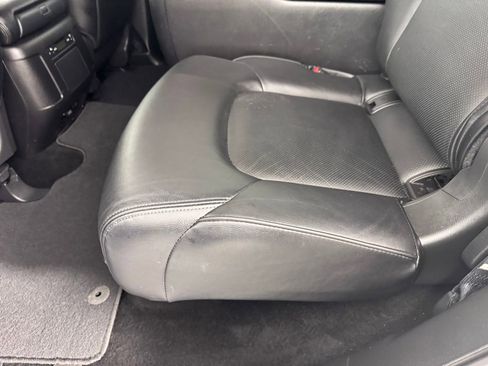 Used 2024 Nissan Armada SL w/ Captain's Chairs Package image 31