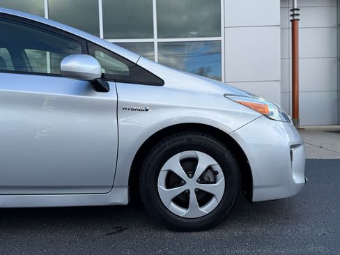 Used 2012 Toyota Prius Two image 11