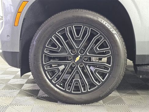 New 2026 Chevrolet Suburban Premier w/ Sun And Tow Package image 9