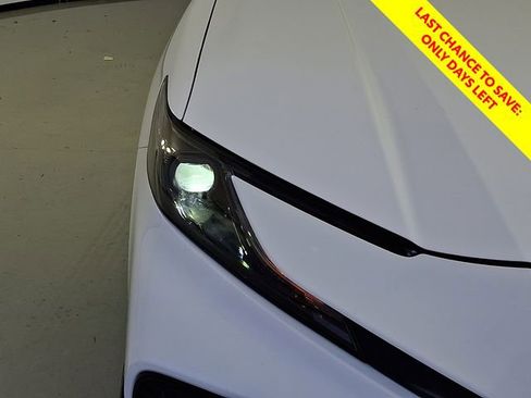 Certified 2025 Toyota Camry SE FWD image 10