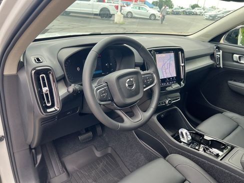 New 2026 Volvo XC40 B5 Plus w/ Protection Package Premier AWD/4WD image 13