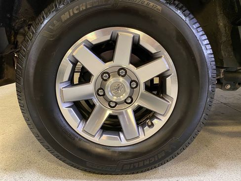 Used 2014 Toyota FJ Cruiser 4WD w/ Convenience Package image 39