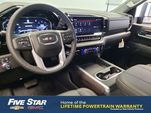 New 2025 GMC Sierra 2500 SLT AWD/4WD image 8