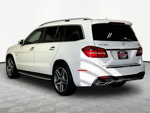 Used 2017 Mercedes-Benz GLS 550 4MATIC image 4
