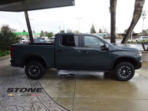 New 2026 Chevrolet Silverado 1500 ZR2 image 11