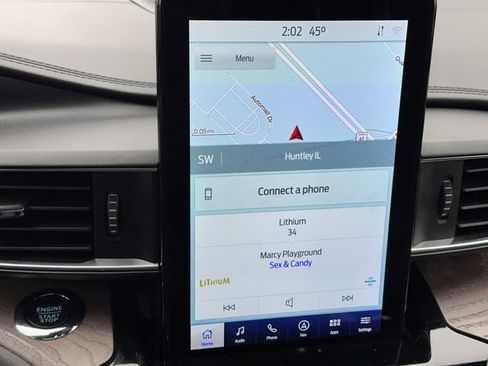 Used 2022 Ford Explorer Platinum w/ Technology Package image 29