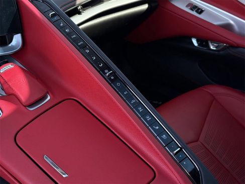 Certified 2022 Chevrolet Corvette Stingray Preferred Cpe w/ Z51 Performance Package image 20