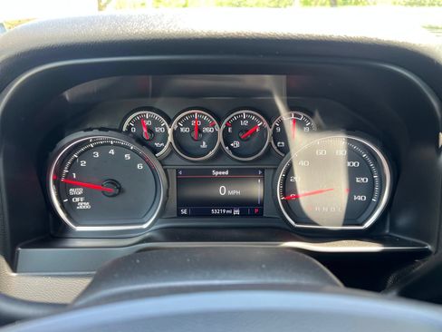 Used 2021 Chevrolet Silverado 1500 LT Trail Boss AWD/4WD image 17