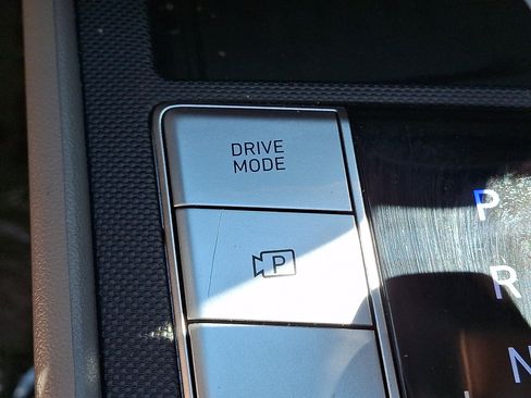 Certified 2023 Hyundai Elantra SEL w/ Convenience Package FWD image 25