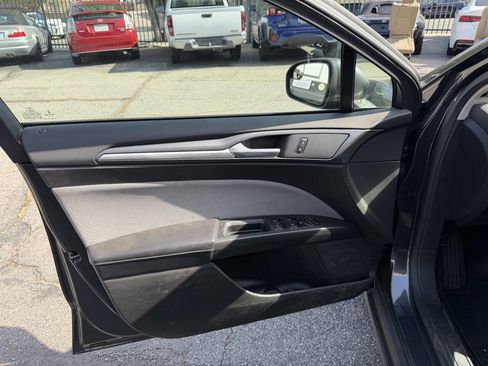 Used 2016 Ford Fusion S image 11