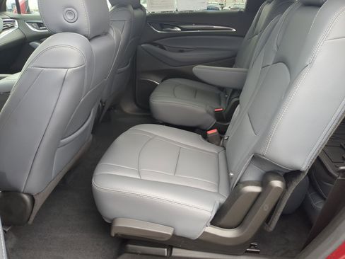 Used 2023 Buick Enclave Essence w/ Sport Touring Edition FWD image 23
