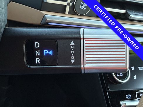 Used 2025 Hyundai Santa Fe Limited image 32