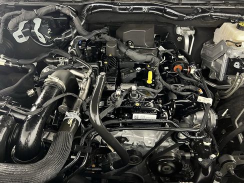 Used 2024 Ford Ranger Lariat w/ Advanced Towing Package image 34