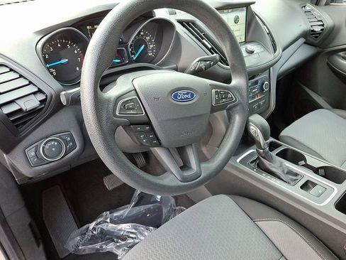 Used 2018 Ford Escape SE w/ SE Sync 3 Package image 16