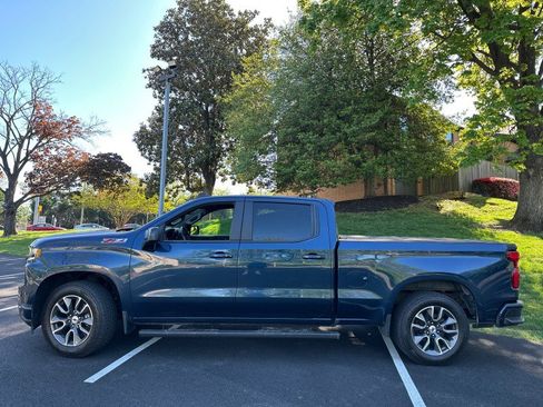 Used 2021 Chevrolet Silverado 1500 RST w/ Convenience Package II image 9