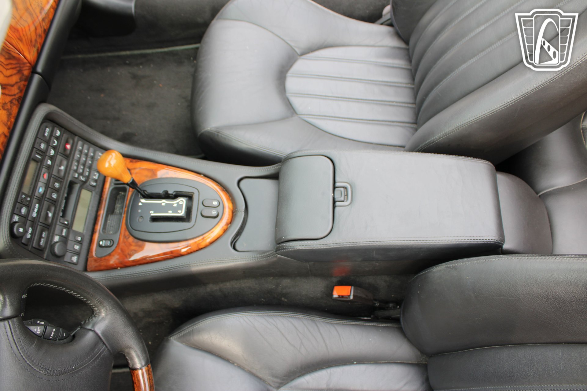 Used 2000 Jaguar XK8 Convertible RWD image 15