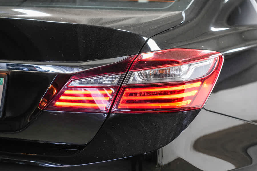 Used 2016 Honda Accord EX-L image 5