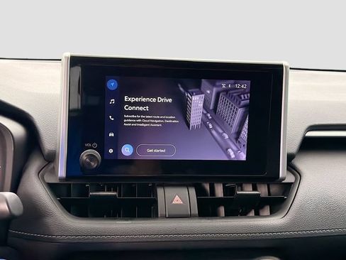 Used 2024 Toyota RAV4 XLE w/ Convenience Package FWD image 14