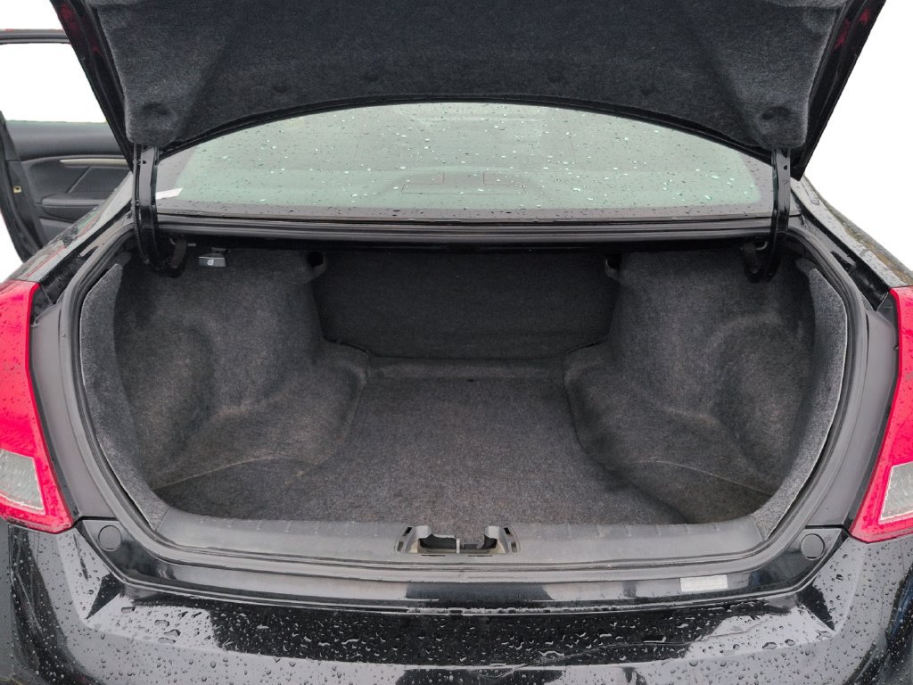 Used 2011 Honda Accord EX-L image 25