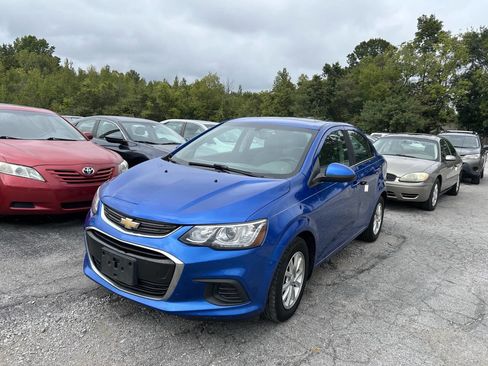 Used 2019 Chevrolet Sonic LT image 3